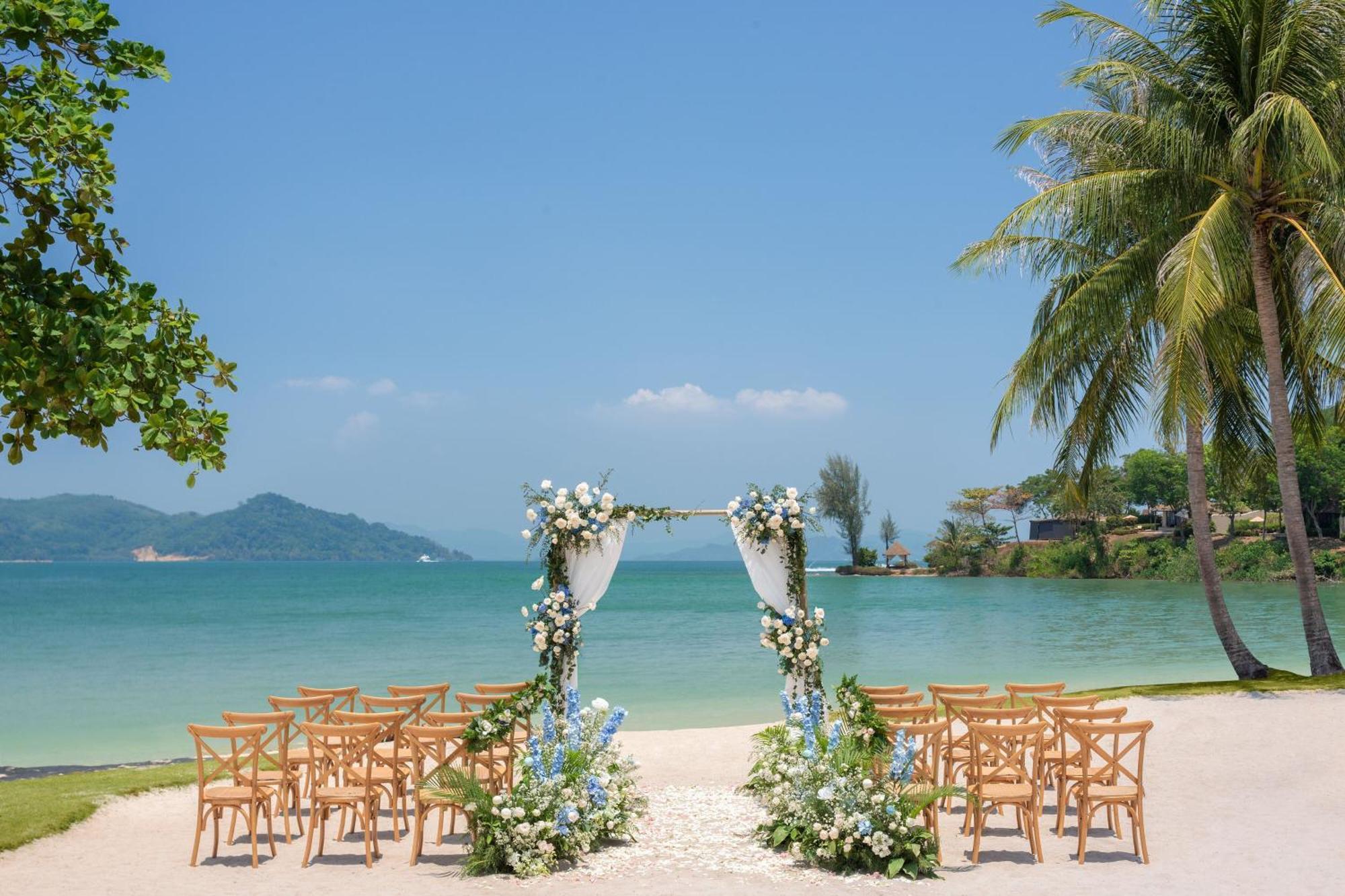 The Naka Island, A Luxury Collection & Spa, Курортный комплекс 5*