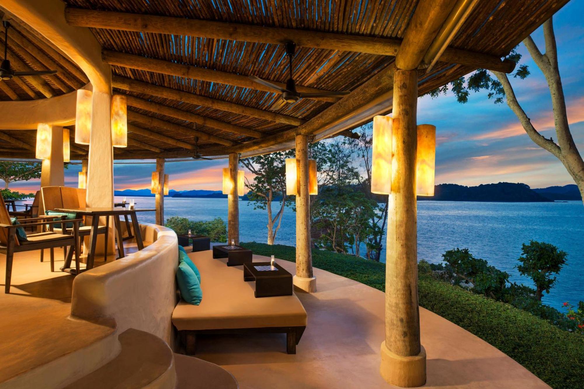 The Naka Island, A Luxury Collection & Spa, Курортный комплекс
